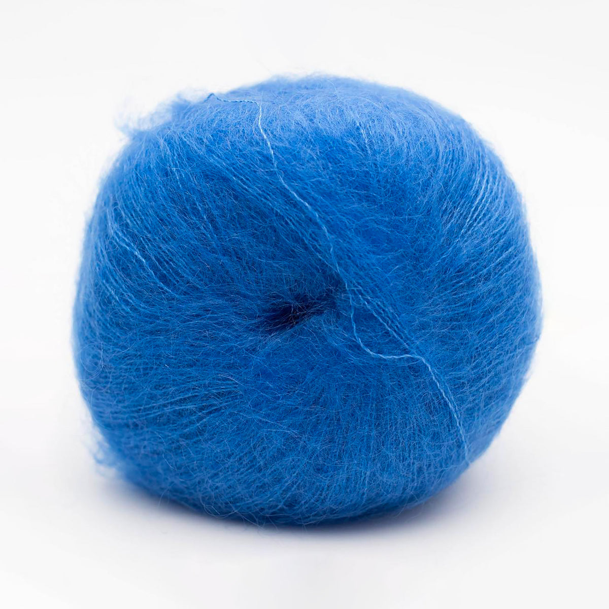 Pelote de Silky Kid de Kremke Soul Wool coloris 12_122 Azur