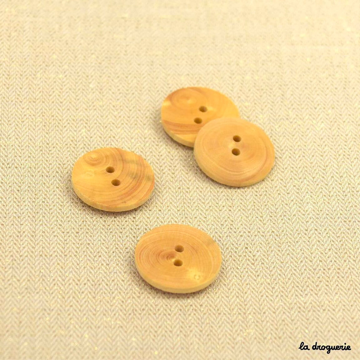 Boutons La Droguerie modèle Buis Pion (2 Trous ; 20mm)