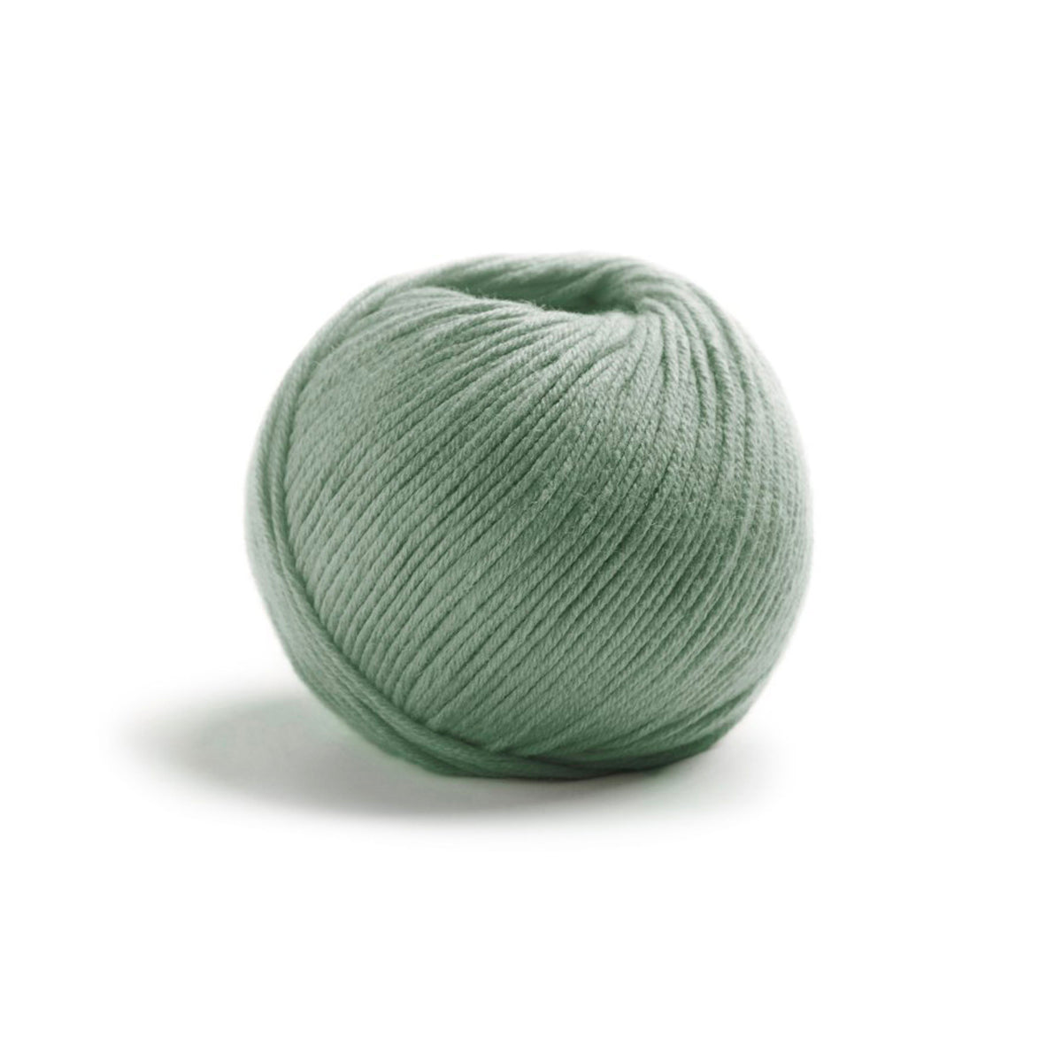 Pelote de Perla de Lamana coloris 64 Sage