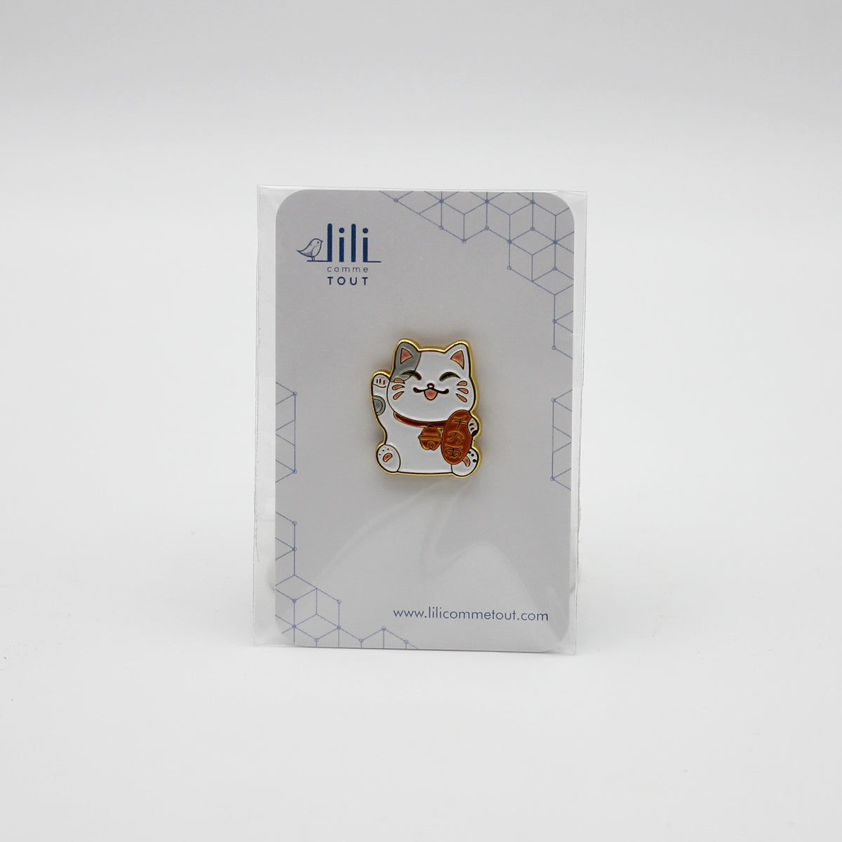 Pin's Lili Comme Tout modèle Maneki Neko Gris et Blanc