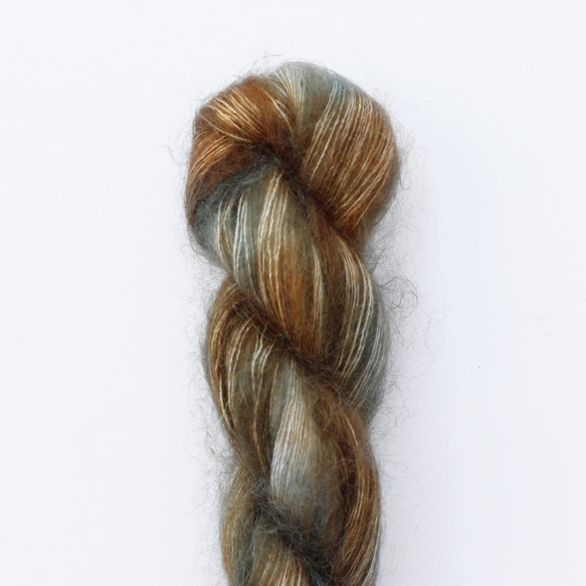 Echeveau de Tosh Silk Cloud de MadelineTosh coloris Earl Grey (Hand Dyed)