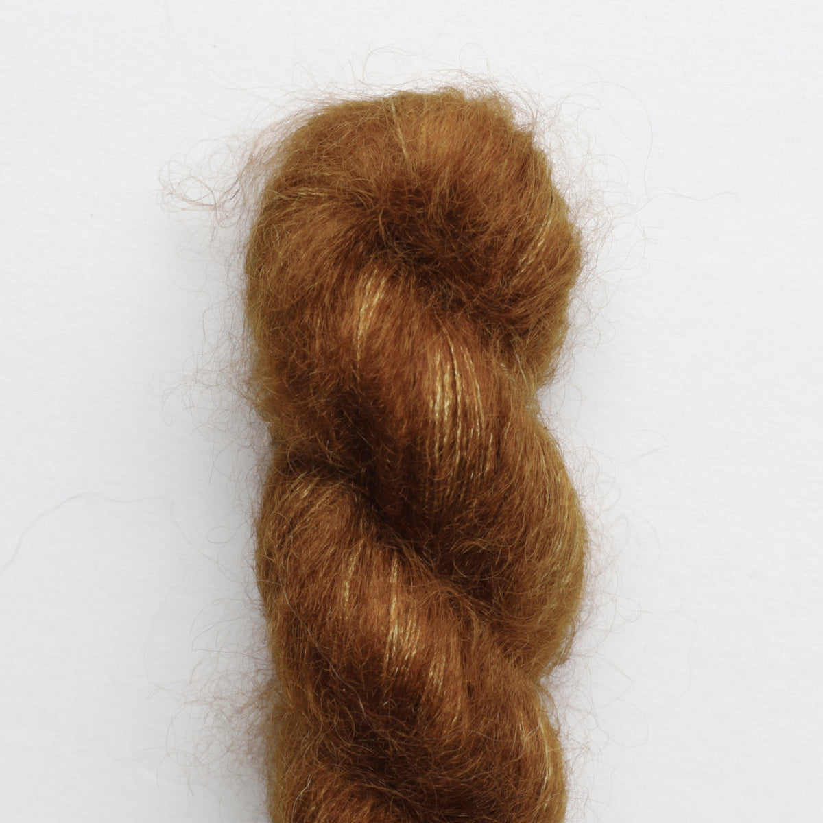 Echeveau de Tosh Silk Cloud de MadelineTosh coloris Glazed Pecan (Hand Dyed)