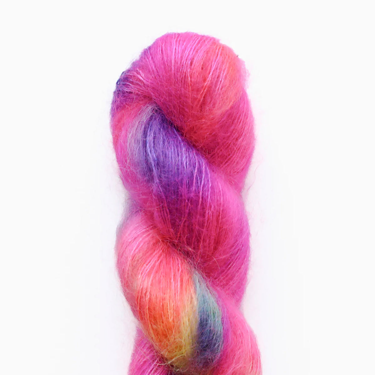 Echeveau de Tosh Silk Cloud de MadelineTosh coloris Ken-ergy (Hand Dyed)