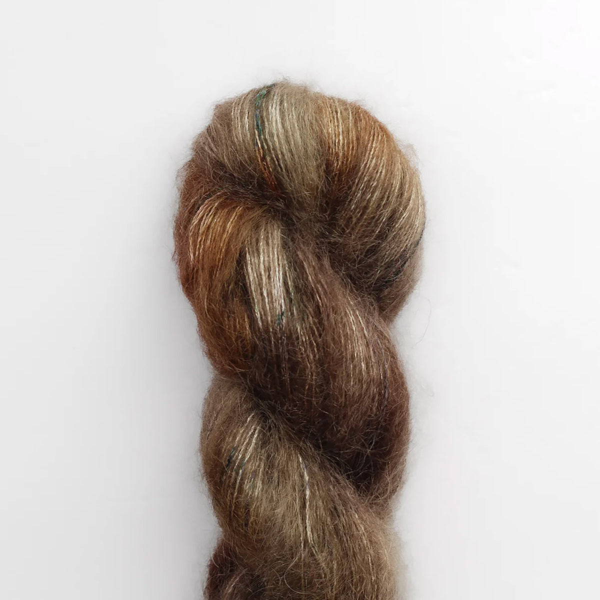 Echeveau de Tosh Silk Cloud de MadelineTosh coloris Natural Cover (Hand Dyed)