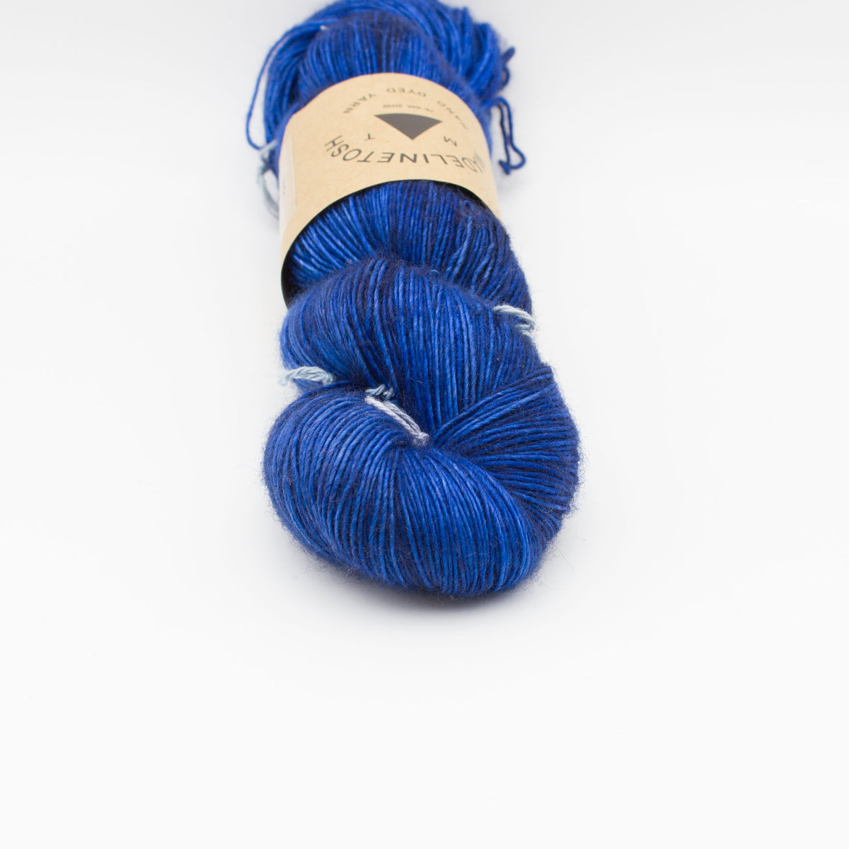 Echeveau de Tosh Merino Light (TML) de MadelineTosh coloris Arctic