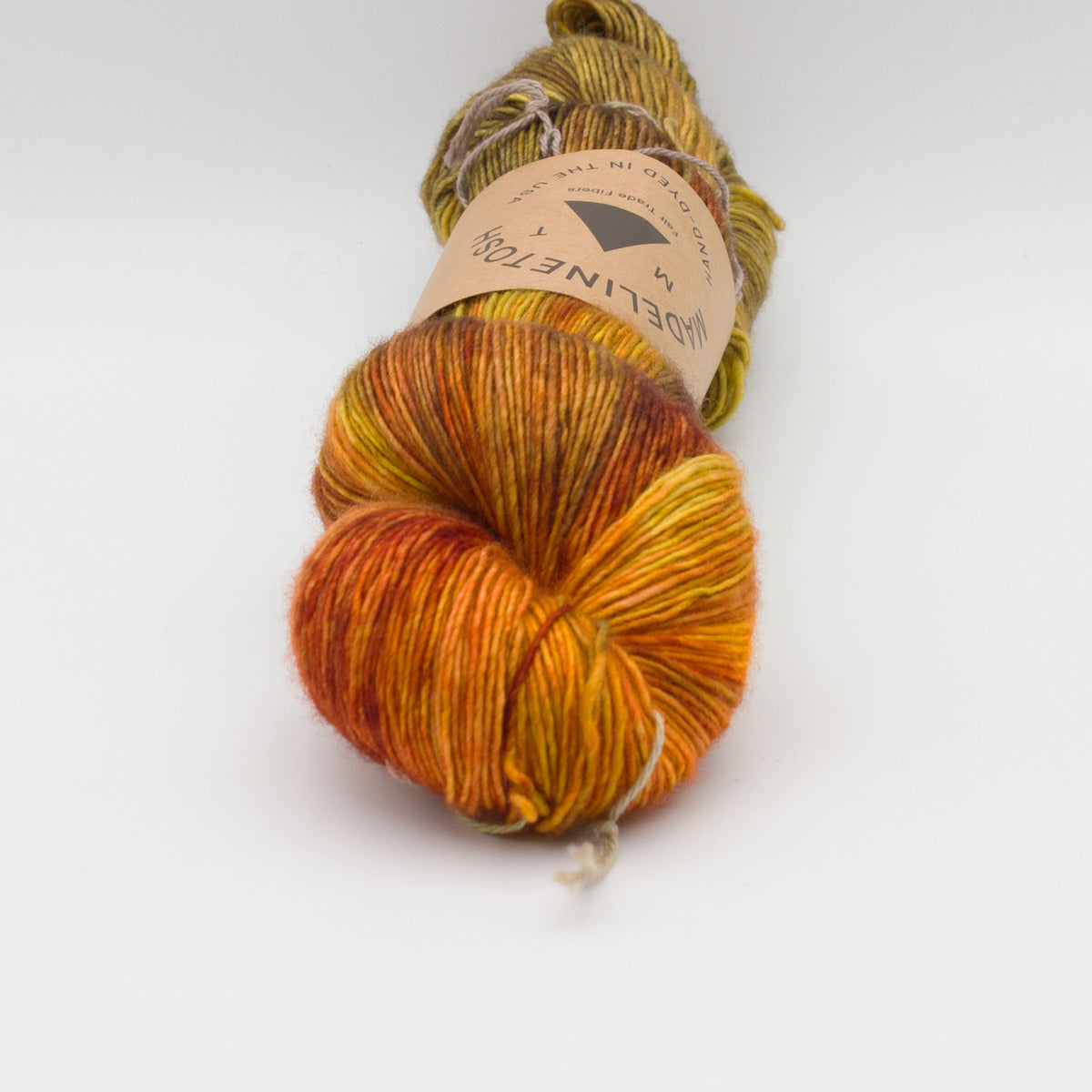 Echeveau de Tosh Merino Light (TML) de MadelineTosh coloris Auburn Afternoon