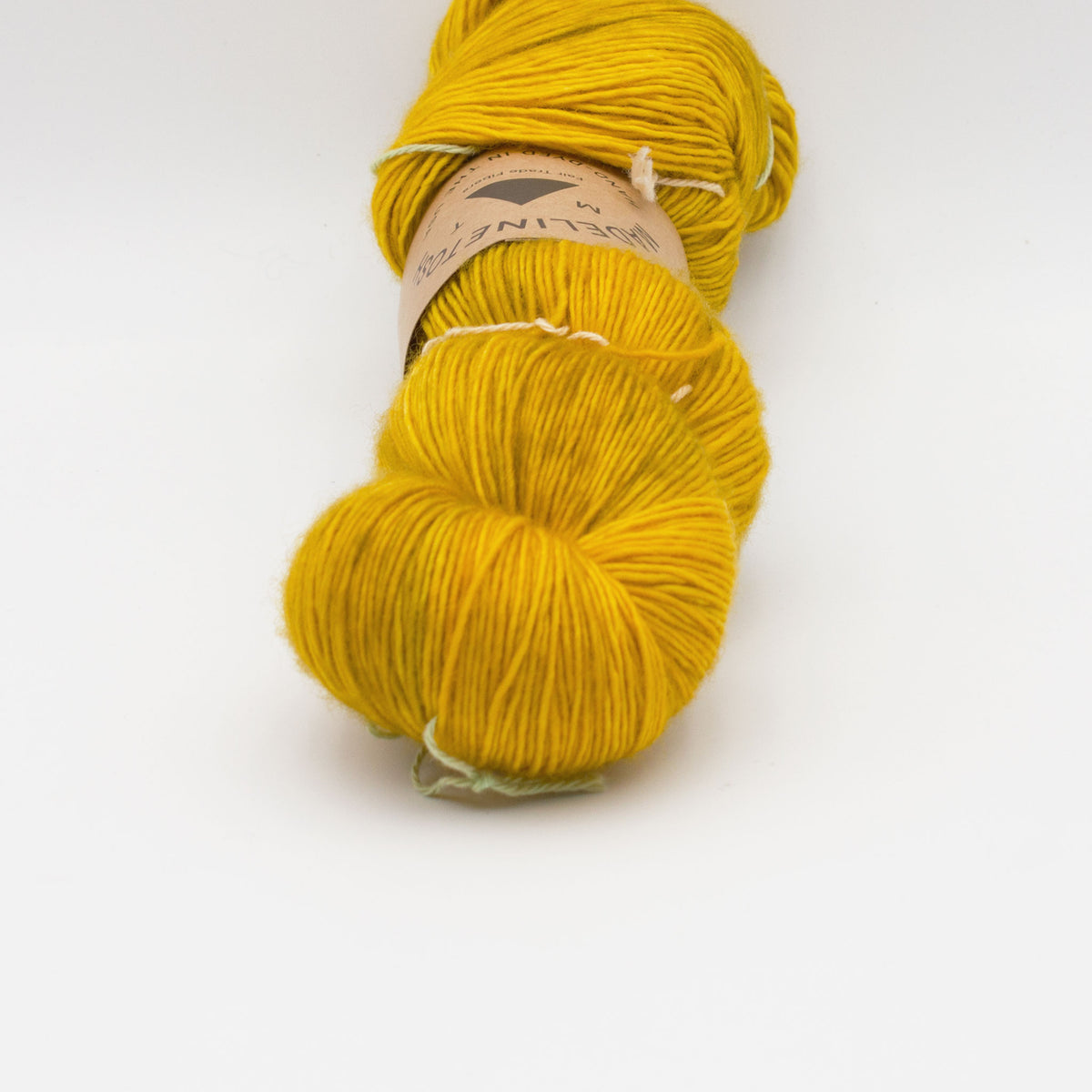 Echeveau de Tosh Merino Light (TML) de MadelineTosh coloris Candlewick