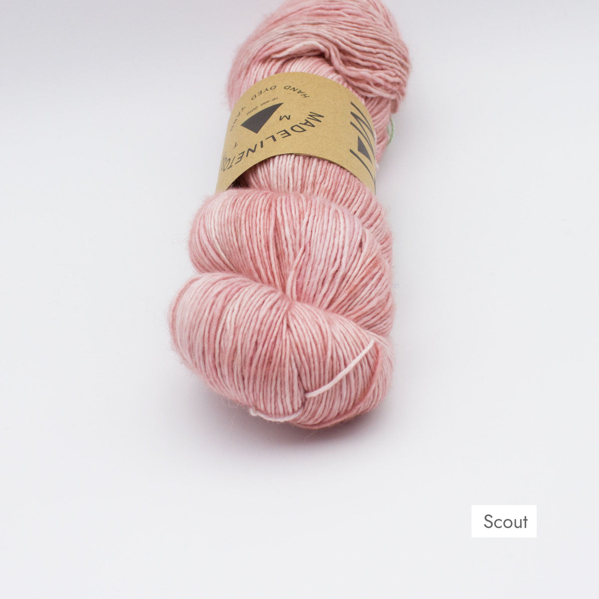 Echeveau de Tosh Merino Light (TML) de MadelineTosh coloris Scout