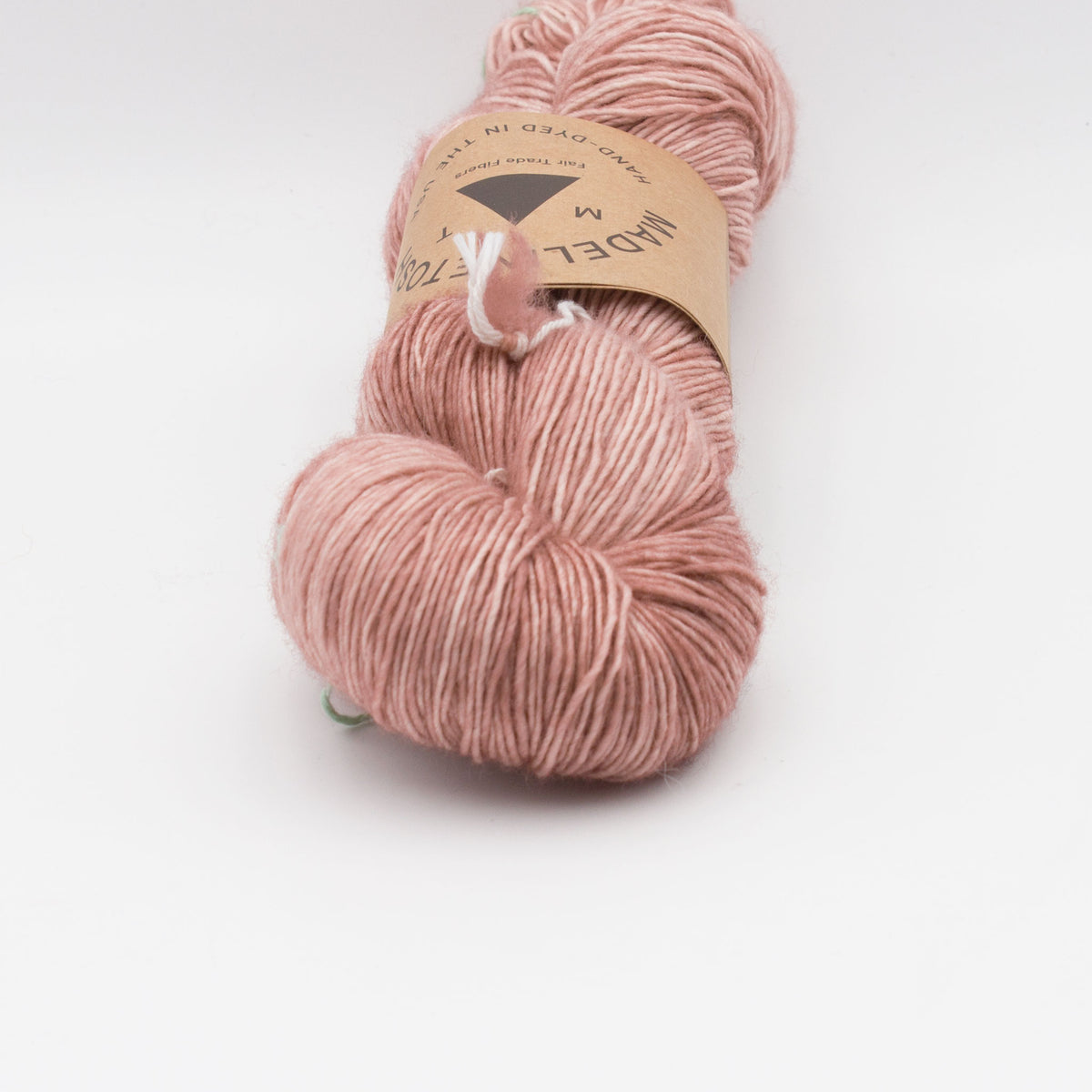 Echeveau de Tosh Merino Light (TML) de MadelineTosh coloris Trodden