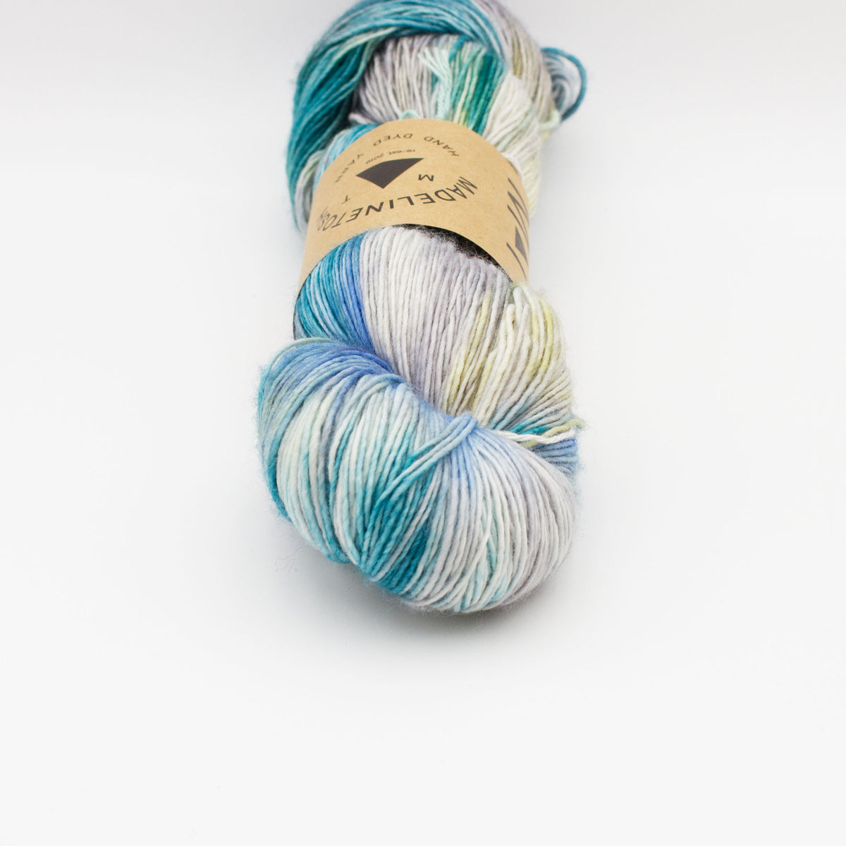 Echeveau de Tosh Merino Light (TML) de MadelineTosh coloris Water's Edge