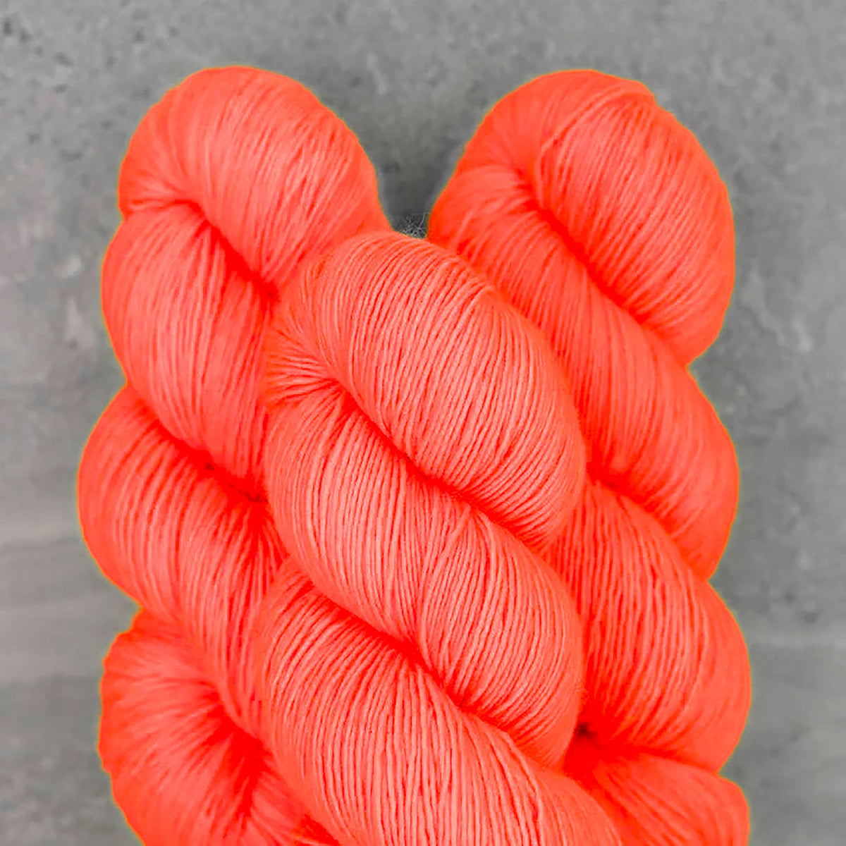 Echeveau de MadelineTosh coloris Neon Peach