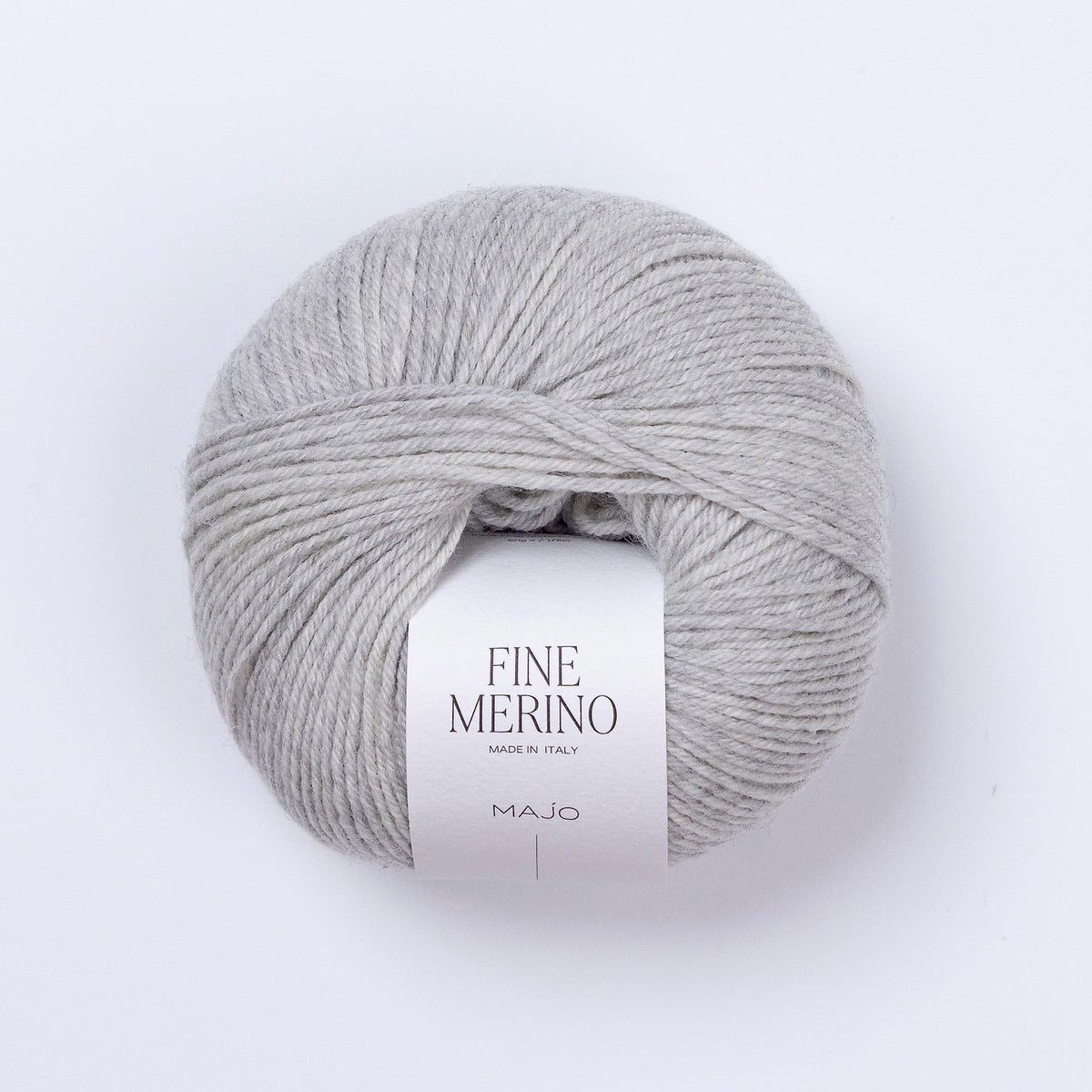 Pelote de Fine Merino de Majo Garn coloris 604 Soft Grey