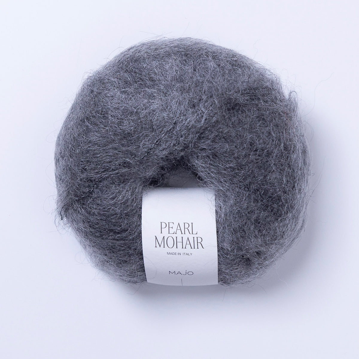 Pelote de Pearl Mohair de Majo Garn, coloris 602 Charcoal