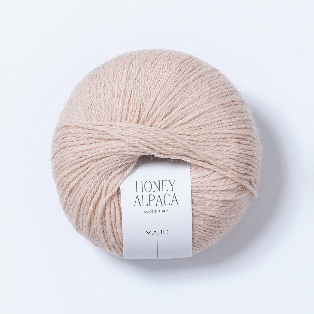 Pelote de Honey Alpaca de Majo Garn coloris 118 Sesame