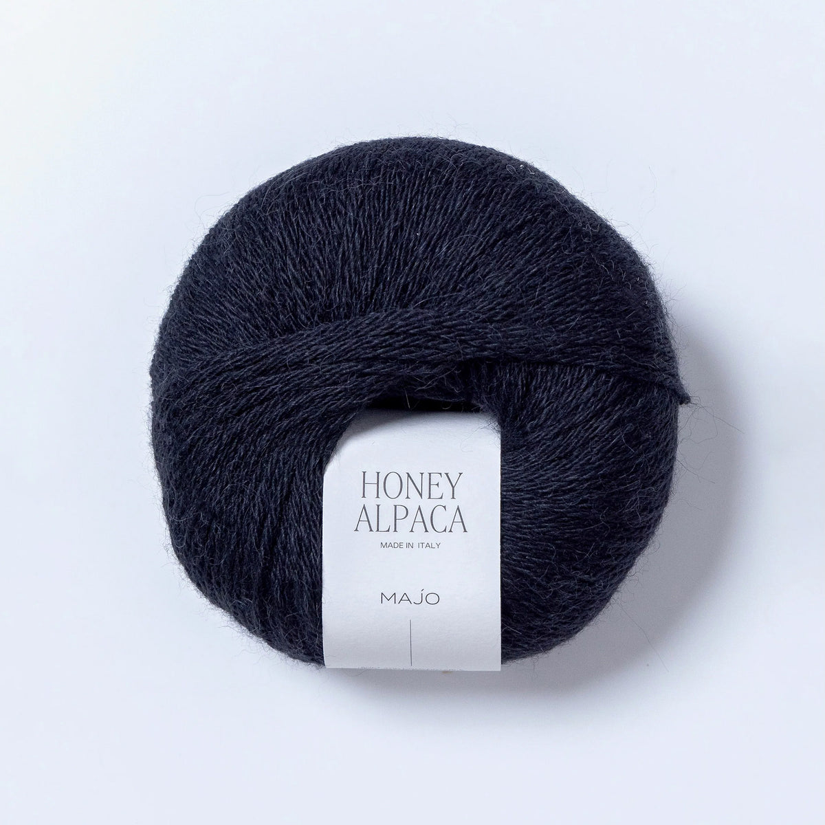 Pelote de Honey Alpaca de Majo Garn coloris 603 Black