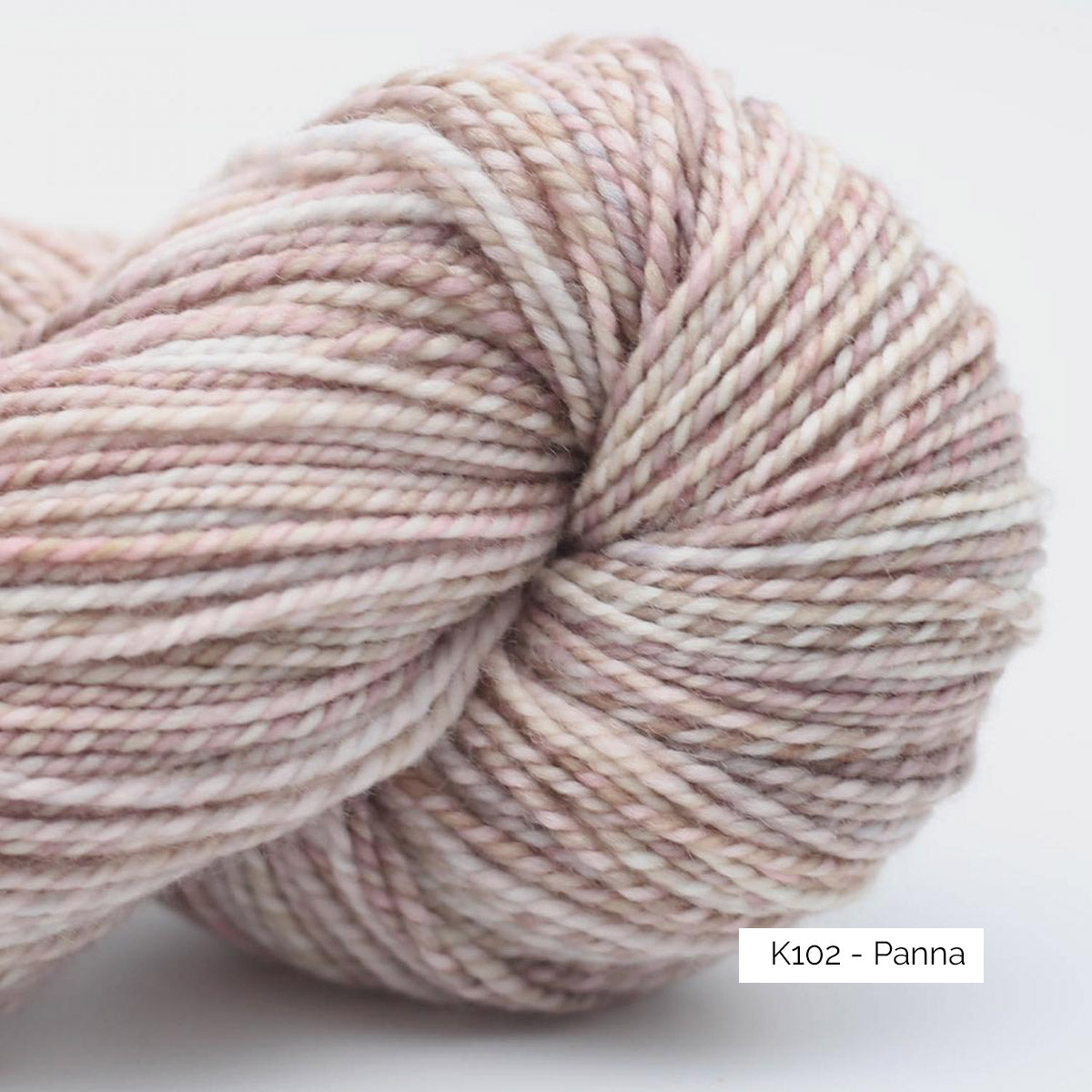 Echeveau de Marla de Manos del Uruguay, coloris K102 Panna
