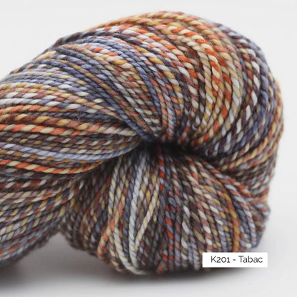 Echeveau de Marla de Manos del Uruguay, coloris K201 Tabac