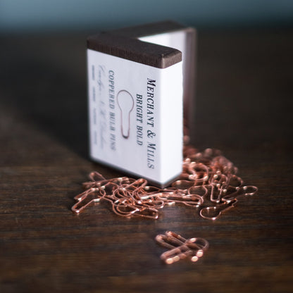 Marqueurs de mailles amovibles ampoule de Merchant & Mills, coloris Cuivre