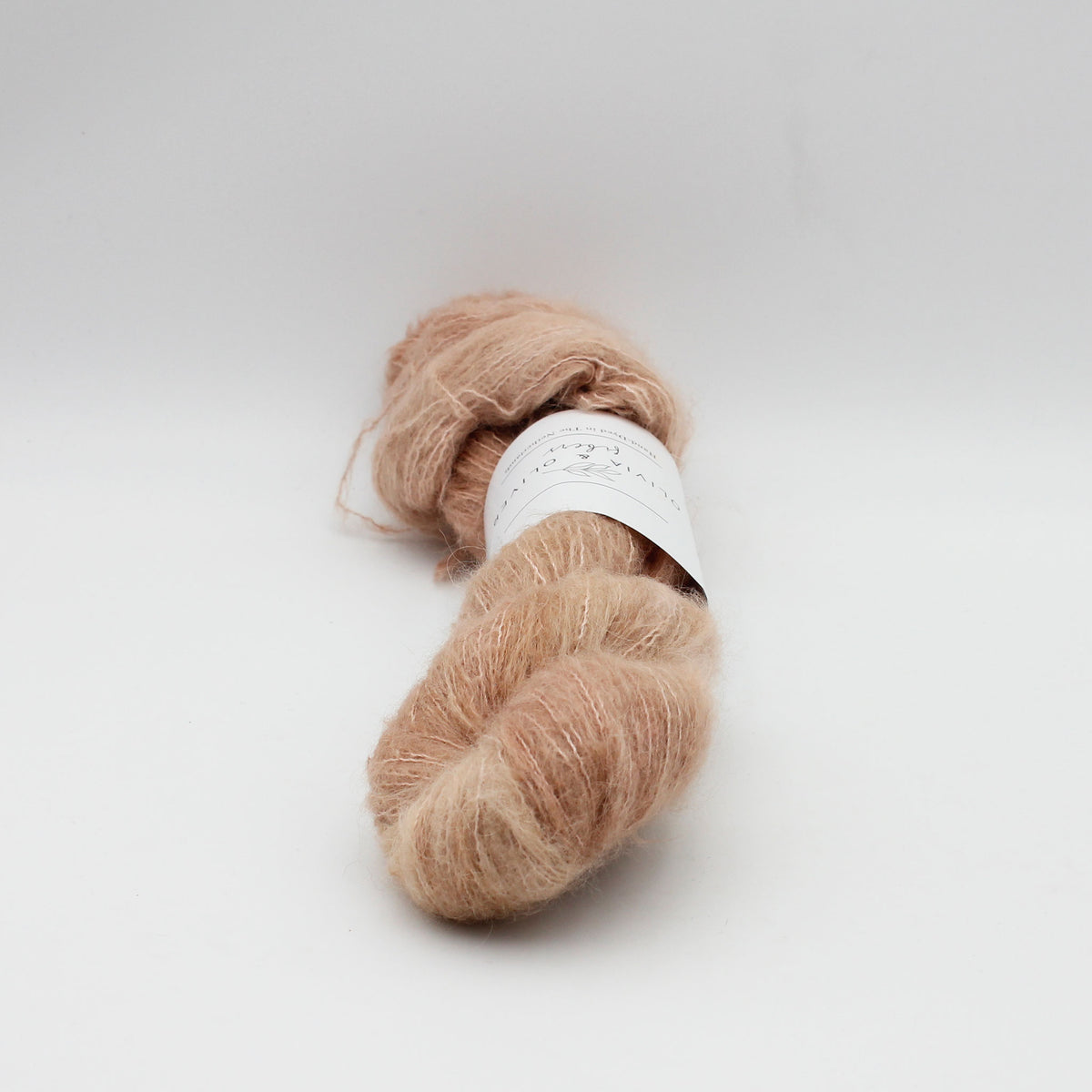 Suri Silk d'Olivia & Oliver coloris Cozy