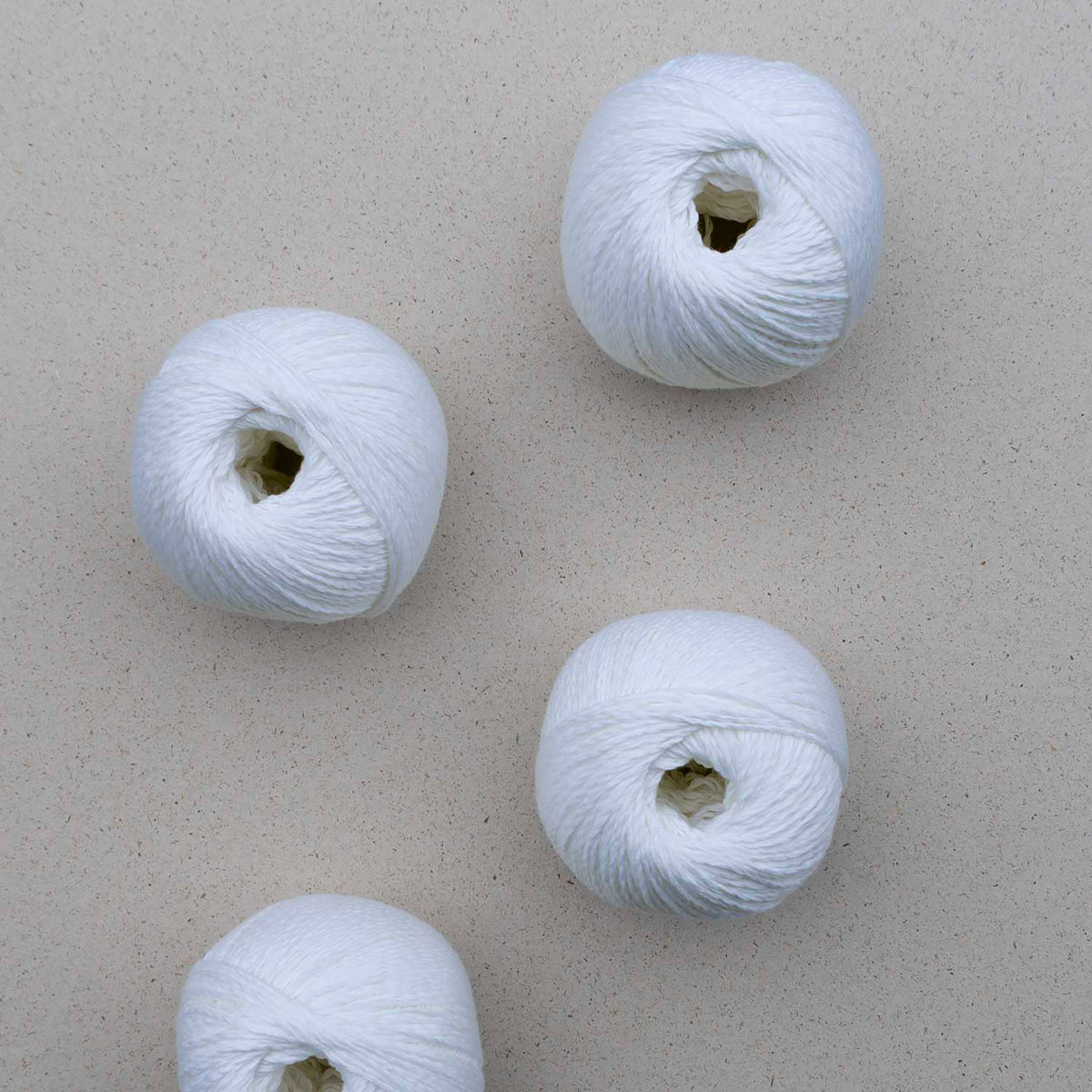 Pelotes de Sole de Pascuali coloris 01 White