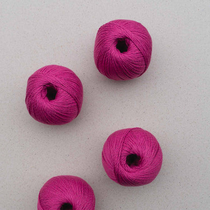 Pelotes de Sole de Pascuali coloris 101 Fuchsia