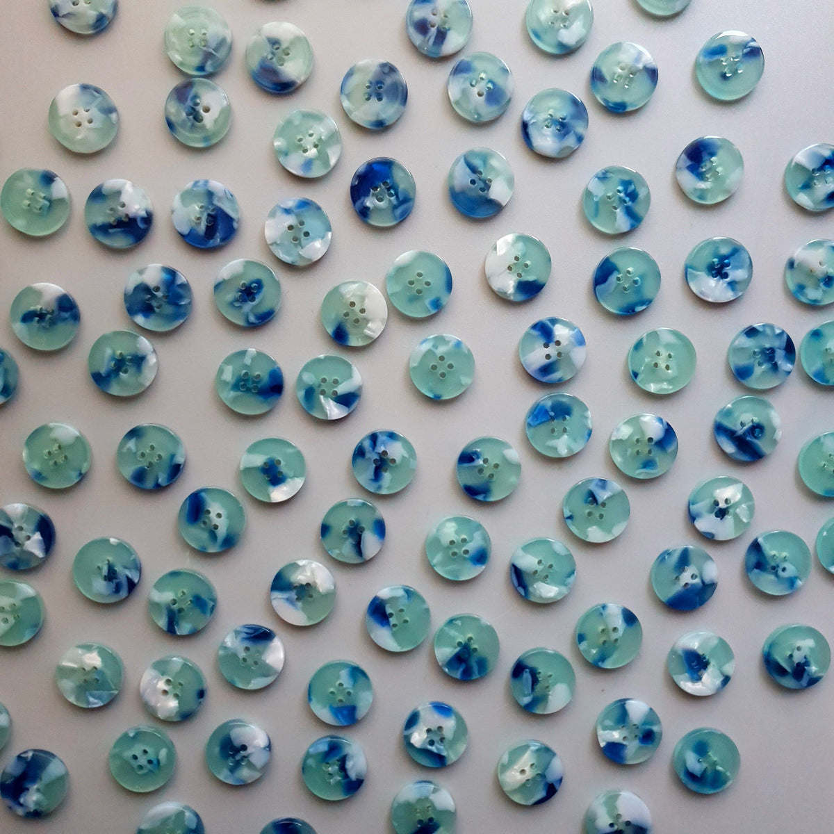 Boutons Pigeon Wishes, modèle Siren, diamètre 15mm