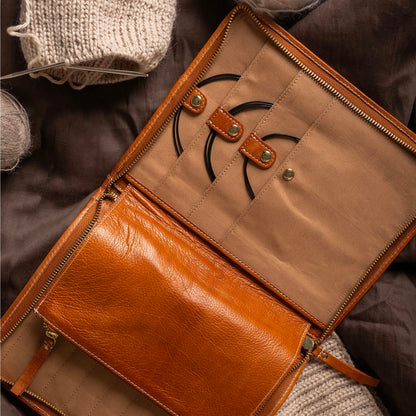 Pochette à aiguilles circulaires interchangeables Re:Designed P008 coloris Burned Tan