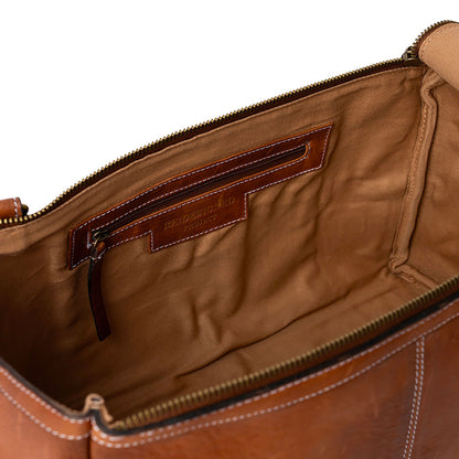 Sac avec rangement pour aiguilles P044 de Re:Designed coloris Walnut