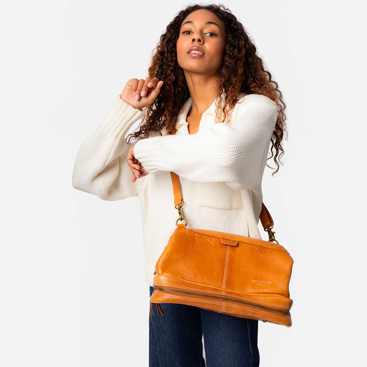 Sac avec rangement pour aiguilles P045 de Re:Designed coloris Burned Tan