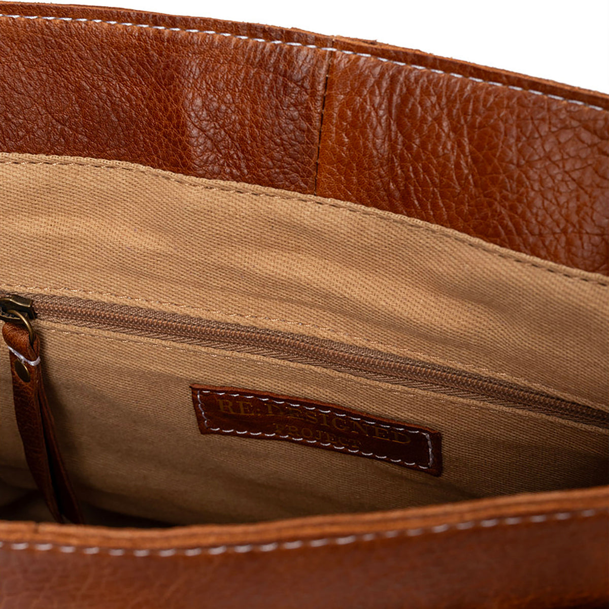 Sac à rabat P058 de Re:Designed coloris Walnut