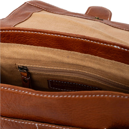 Sac à rabat P059 de Re:Designed coloris Walnut