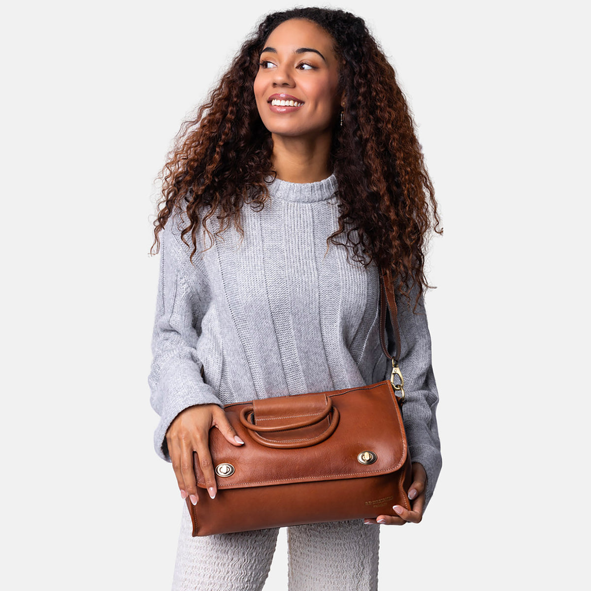 Sac avec rangement pour aiguilles P073 de Re:Designed coloris Walnut