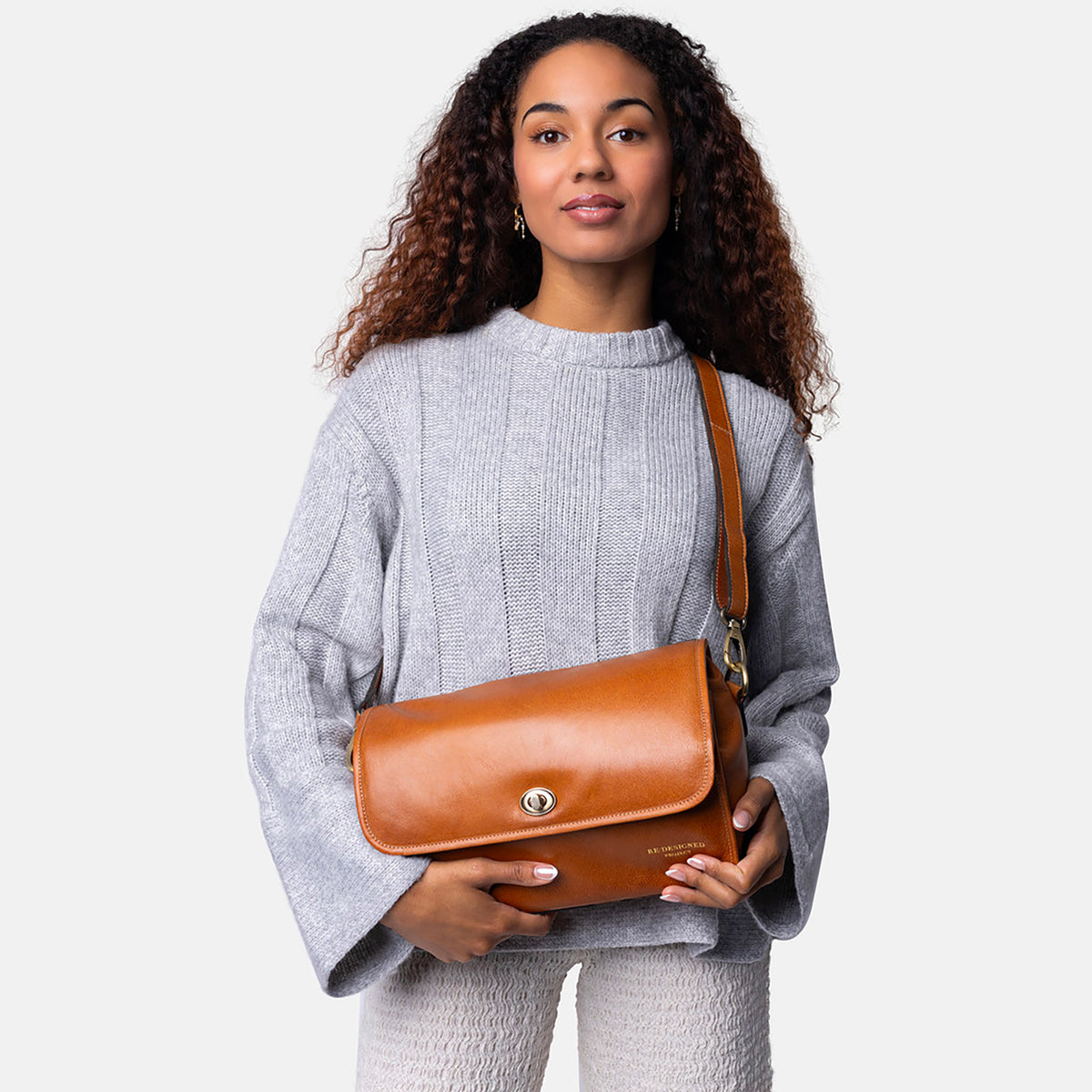 Sac avec rangement pour aiguilles P074 de Re:Designed coloris Burned Tan