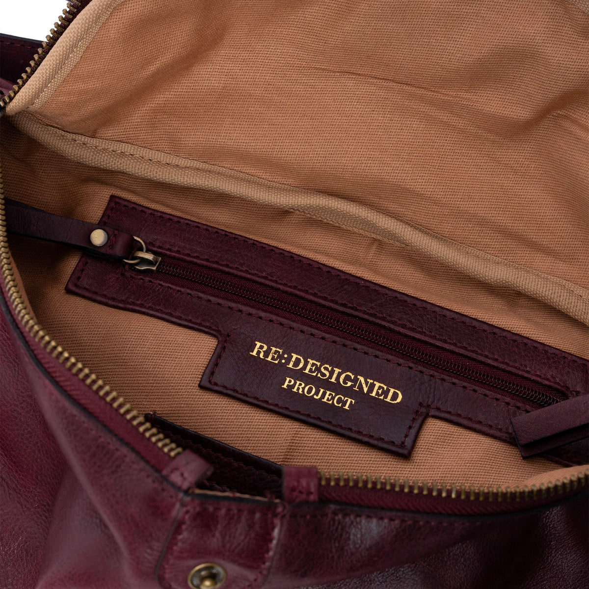 Sac à projet nomade P095 de Re:Designed coloris Dark Cherry