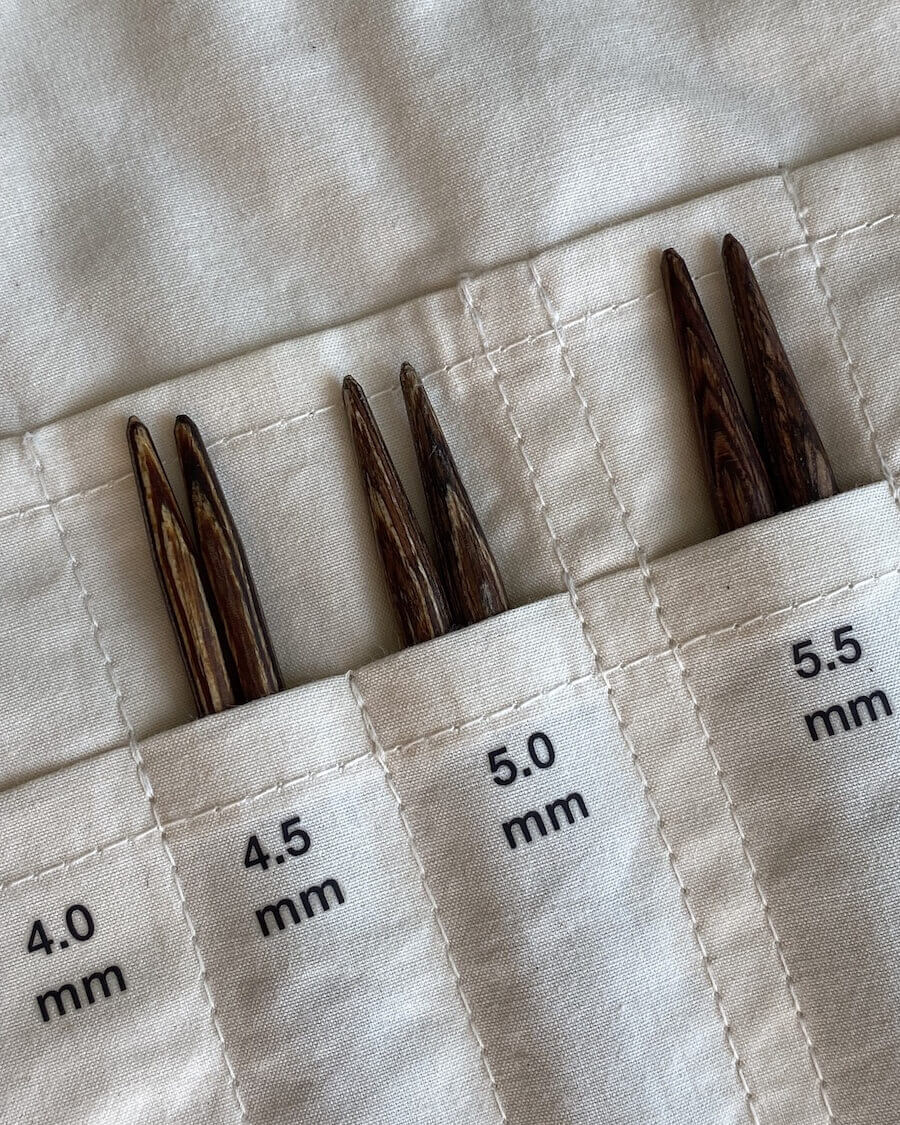 Pochette pour Aiguilles à Tricoter - PetiteKnit