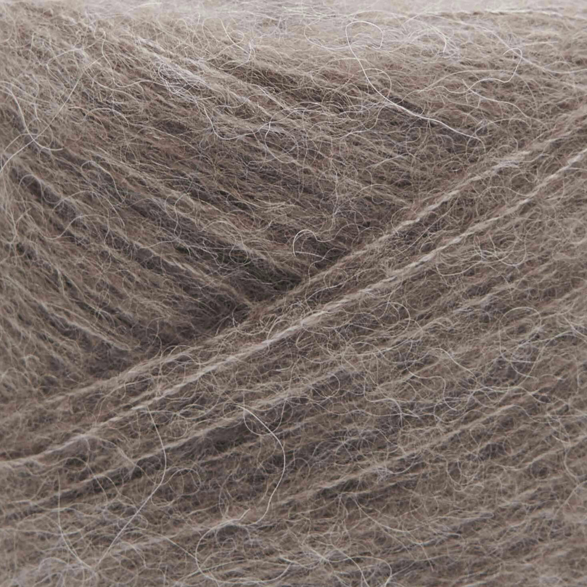 Baby Alpaca Loves Silk de Rico Design, coloris 02 Beige