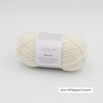 Pelote de Sunday de Sandnes Garn, collection Petite Knit, coloris 1012 Whipped Cream