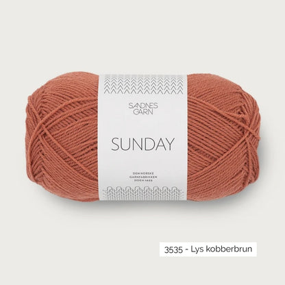Pelote de Sunday de Sandnes Garn coloris 3535 Lys Kobberbrun