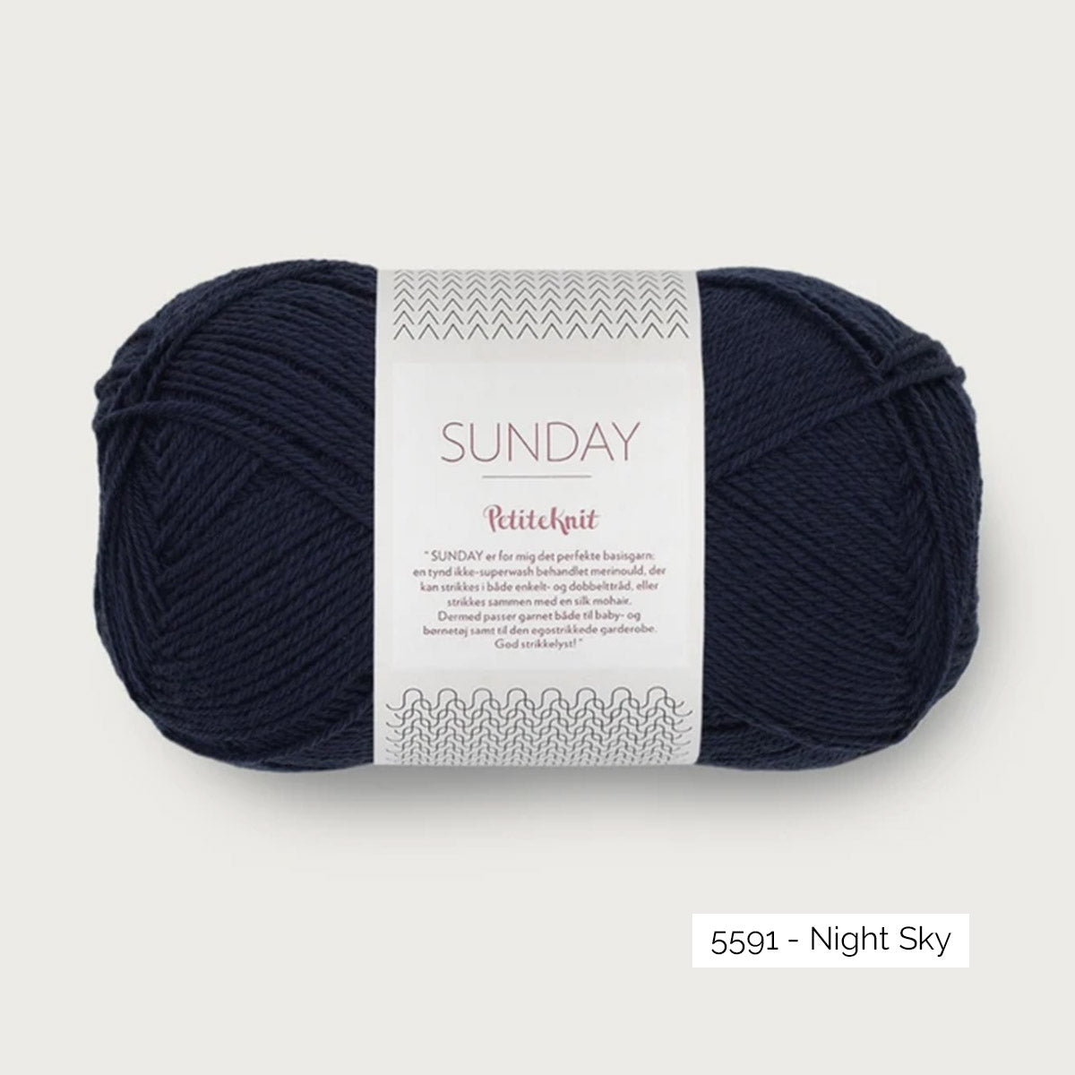 Pelote de Sunday de Sandnes Garn, collection Petite Knit, coloris 5591 Night Sky