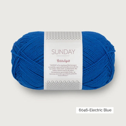 Pelote de Sunday de Sandnes Garn, collection Petite Knit, coloris 6046 Electric Blue