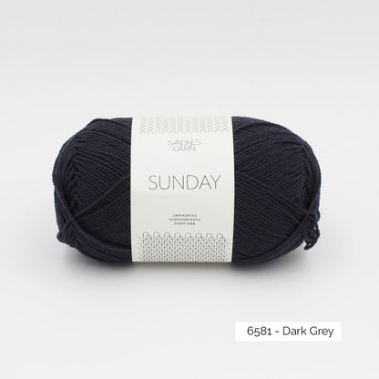 Pelote de Sunday de Sandnes Garn coloris 6581 Dark Grey