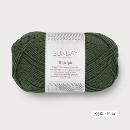 Pelote de Sunday de Sandnes Garn, collection Petite Knit, coloris 9581 Pine