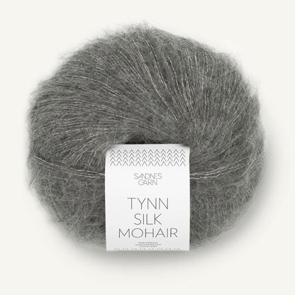 Pelote de Tynn Silk Mohair de Sandnes Garn coloris 1053 Mork Graamelert