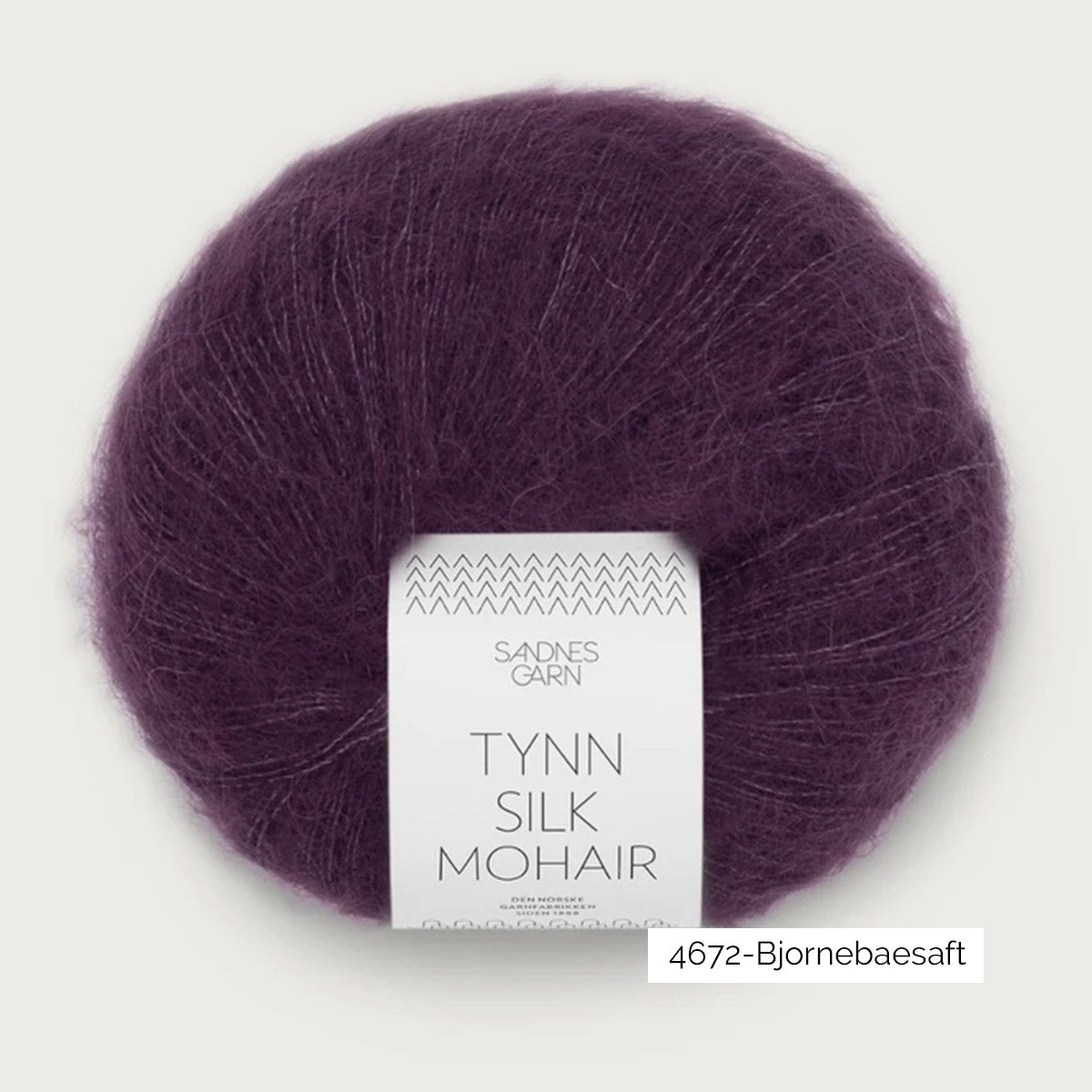 Pelote de Tynn Silk Mohair de Sandnes Garn coloris 4672 Bjornebaesaft