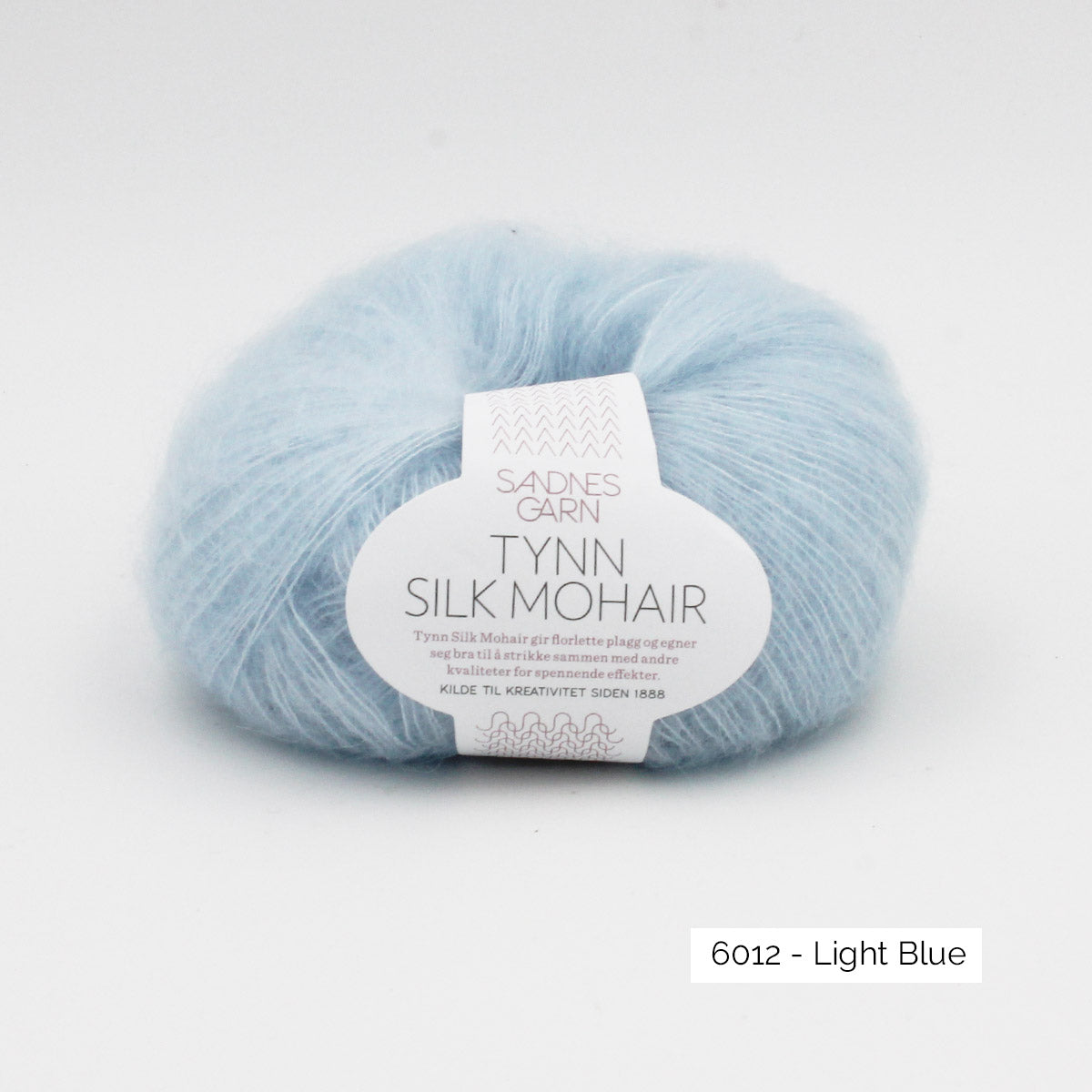 Pelote de Tynn Silk Mohair de Sandnes Garn coloris 6012 Light Blue
