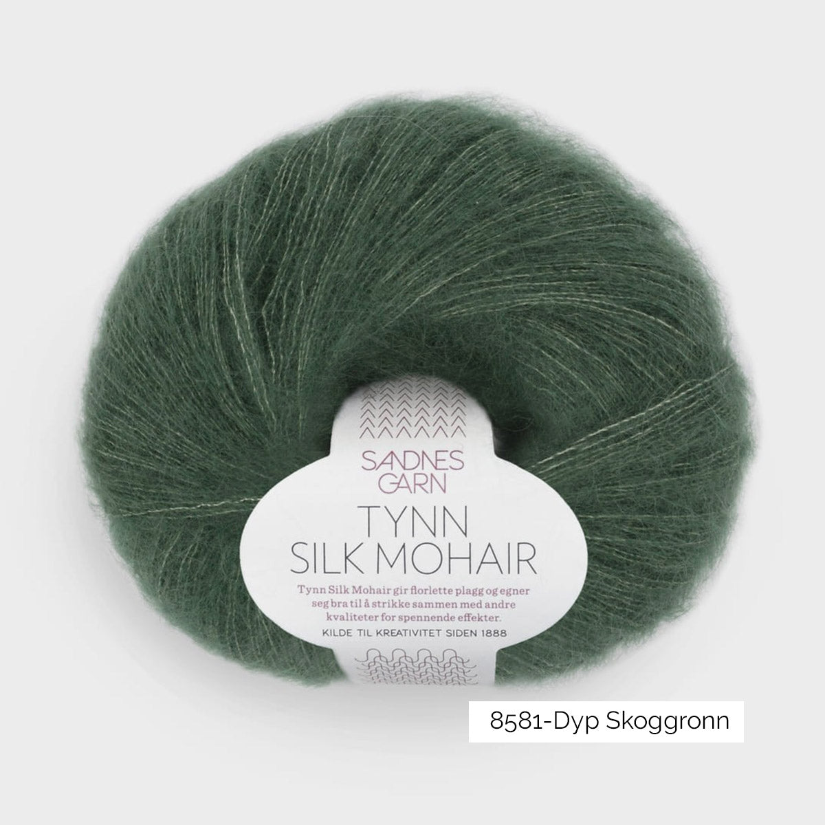 Pelote de Tynn Silk Mohair de Sandnes Garn coloris 8581 Dyp Skog Grøn