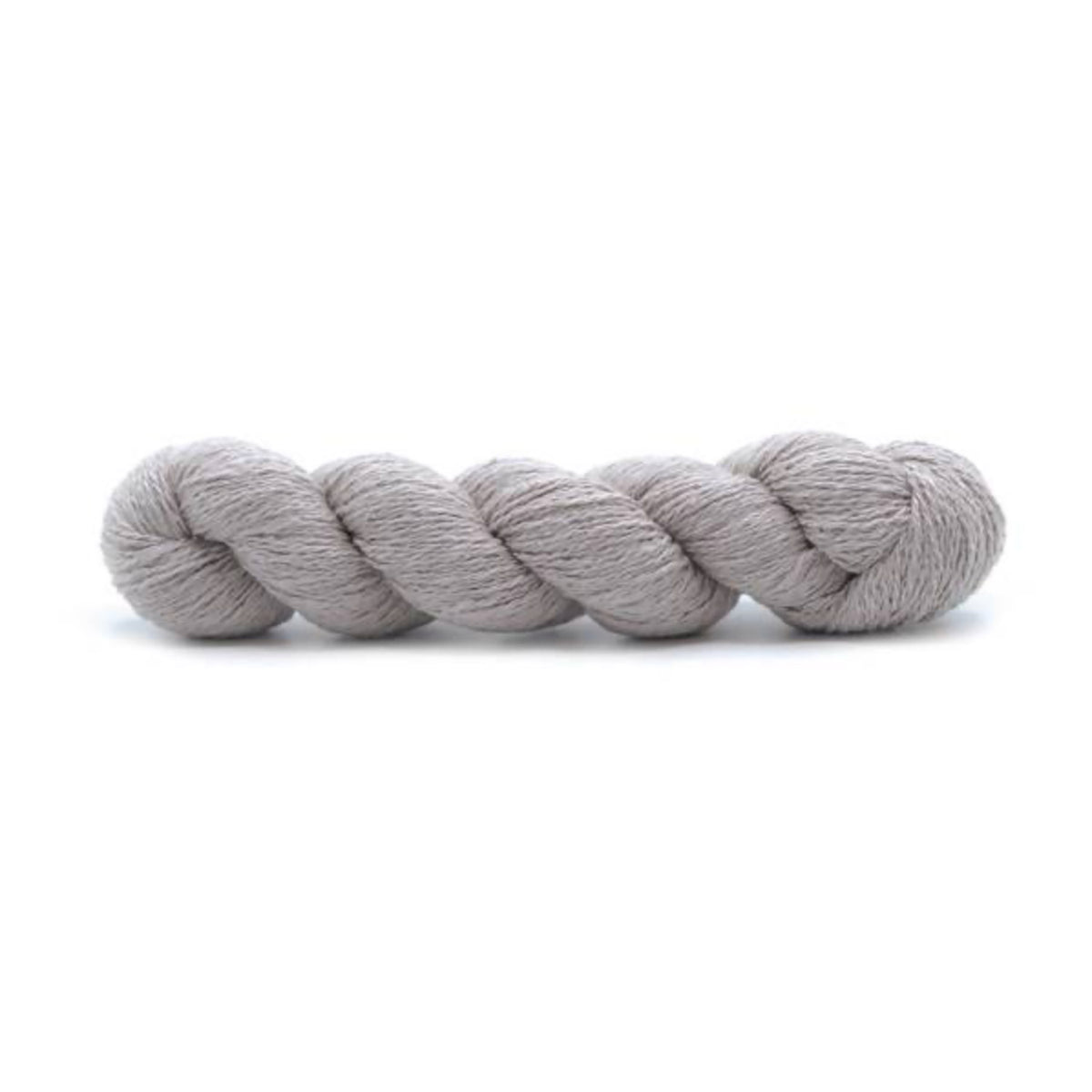 Echeveau de bourette de soie de Spun Silk Yarns, coloris 118 Greystoke