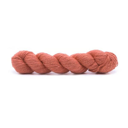 Echeveau de bourrette de soie de Spun Silk Yarns, coloris 123 Autumn Maple