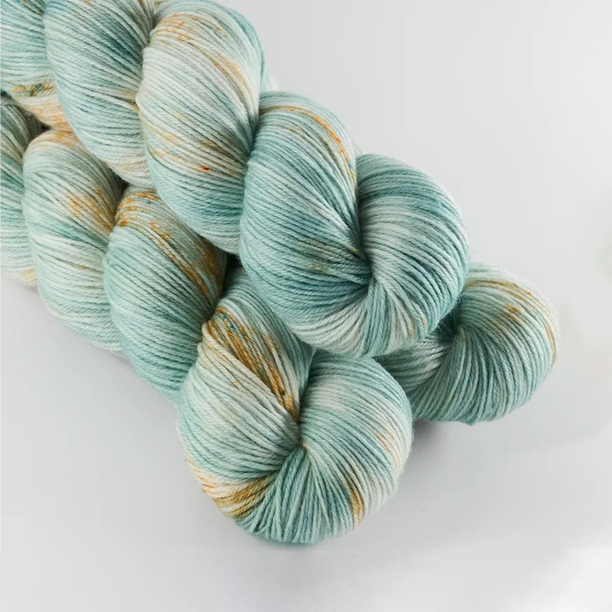 Echeveau de Cashmere Sock de Sysleriget coloris Matcha Latte