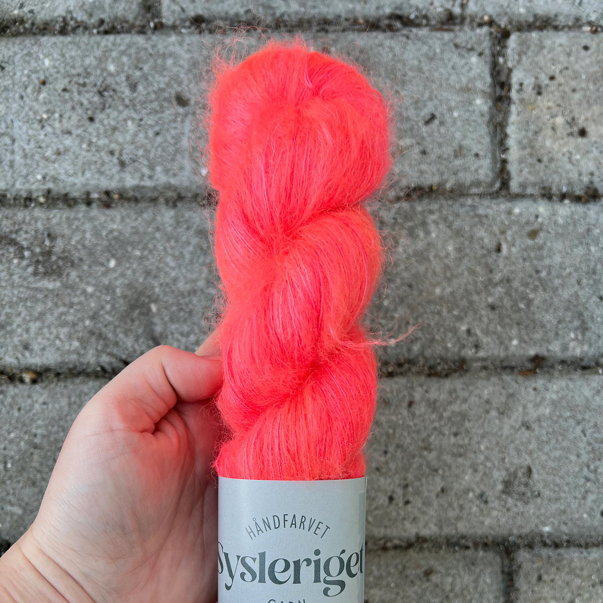 Silk Mohair de Sysleriget, coloris Neon Coral